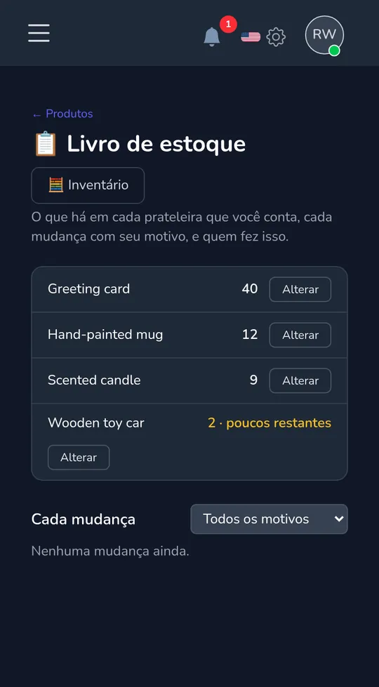 O livro de estoque em um telefone: quatro produtos com suas quantidades, um marcado como "poucos restantes".