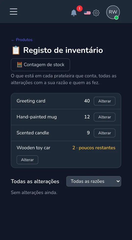 O livro de stock num telemóvel: quatro produtos com as suas quantidades, um marcado como "poucos restantes".